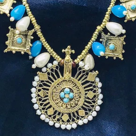 Tribal Jewelry Set With Pearls And Golden Big Motif, Turquoise Beaded Necklace - Picture 10 of 10